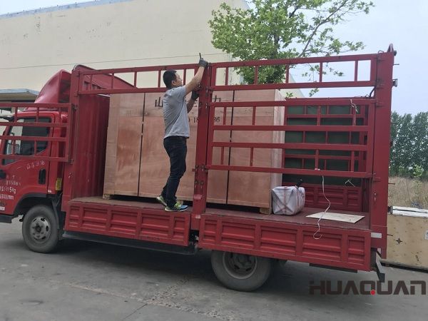 2018年5月19日一臺150kw柴油發(fā)電機組順利發(fā)往河北省唐山