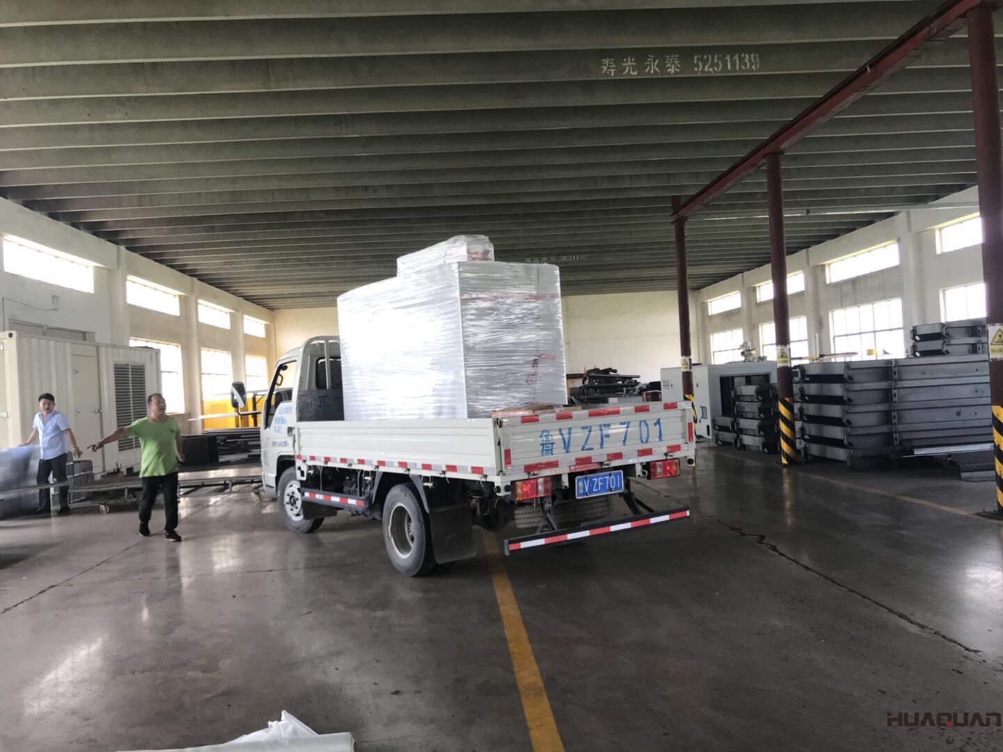 發貨了！7月17號一臺HQ30GF靜音箱型柴油發電機組已發往山東省