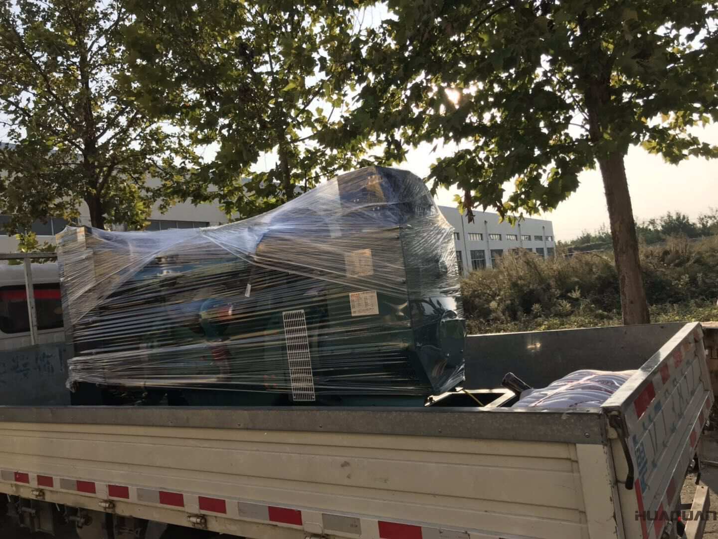 發貨了！10月12日兩臺80kw標配型柴油發電機組已發往四川