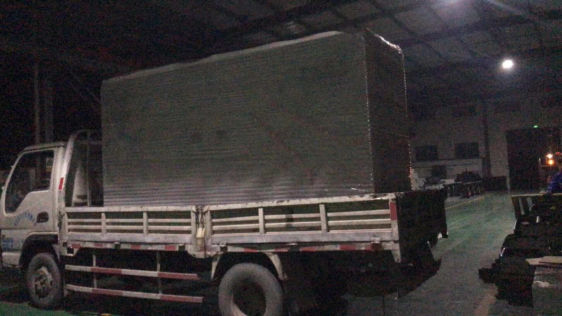 12月17日，車先生從華全動(dòng)力采購的一臺(tái)50kw自動(dòng)化柴油發(fā)電機(jī)組順利發(fā)往山東省