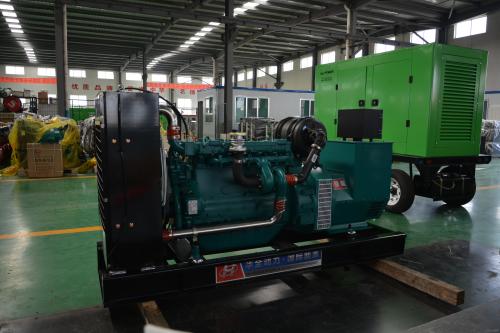 海南黃先生從華全動力訂購的標配柴油發(fā)電機組于3月23日發(fā)出