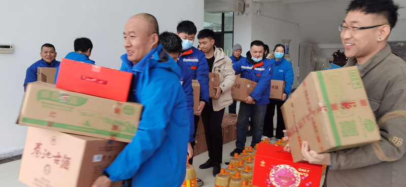 華全集團員工領取春節福利