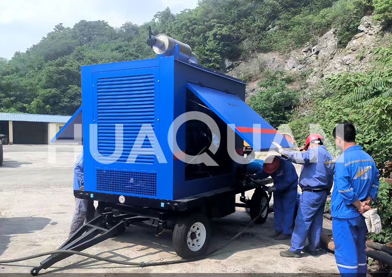 濟寧泗水路道路施工400kW移動式發電機組電站